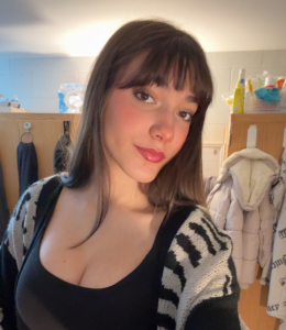 Maya Lomax 260x300