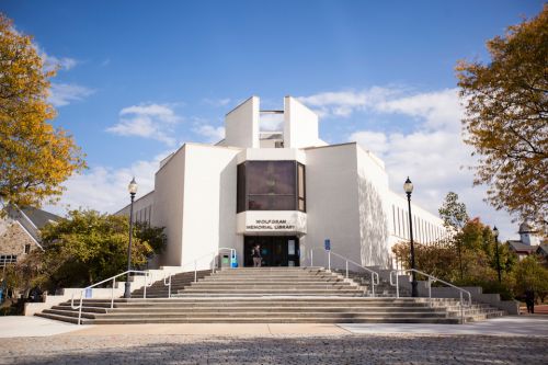 Wolfgram Memorial Library in fall 960x640 Wolfgram Memorial Library in fall